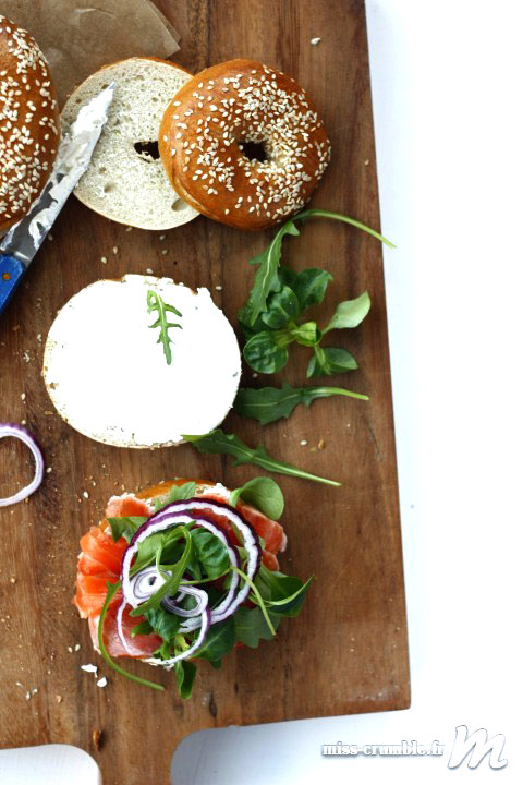 Bagel au cream cheese et saumon fumé - Miss Crumble