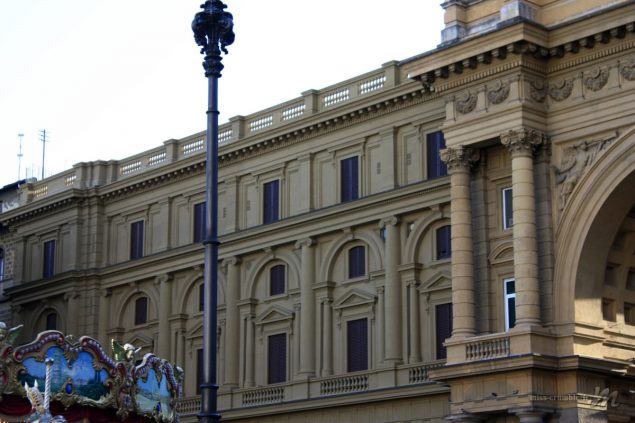 piazz-della-repubblica-florence-1