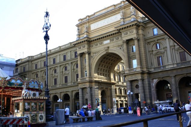 piazza-della-repubblica-florence
